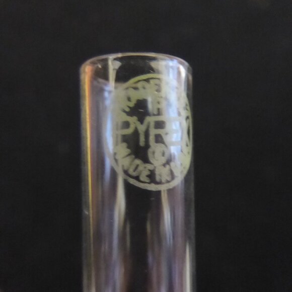 VINTAGE 4” LOT OF 53 MEDICAL SCIENCE LAB PYREX GLASS TEST TUBES ODDITY - Picture 8 of 11